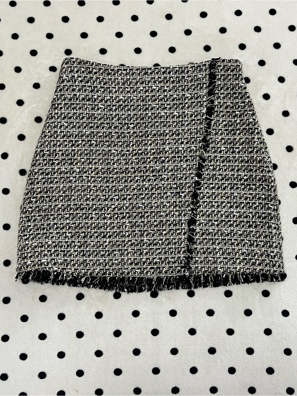 Express Tweed Faux Wrap Fringe Mini Skirt Size 8 NWT